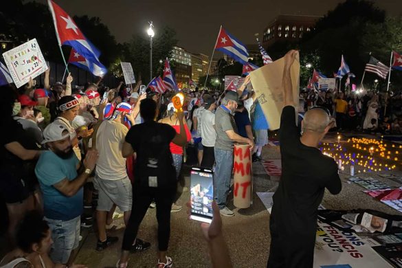 Vigilia nocturna frente a la Casa Blanca el 25 de julio.